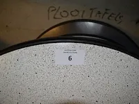 7 plooitafels rond hoog wit blad zwarte rand (1124) - afbeelding 2 van  4