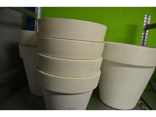 7 ronde bloempot pure by elho wit - afbeelding 1 van  4