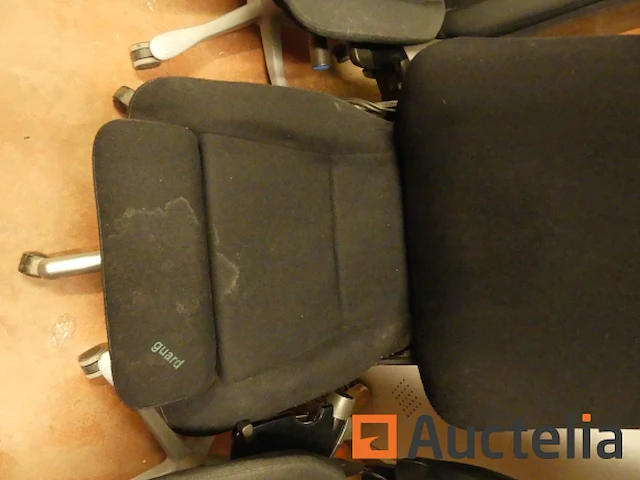 7 stoelen op wielen - afbeelding 3 van  26