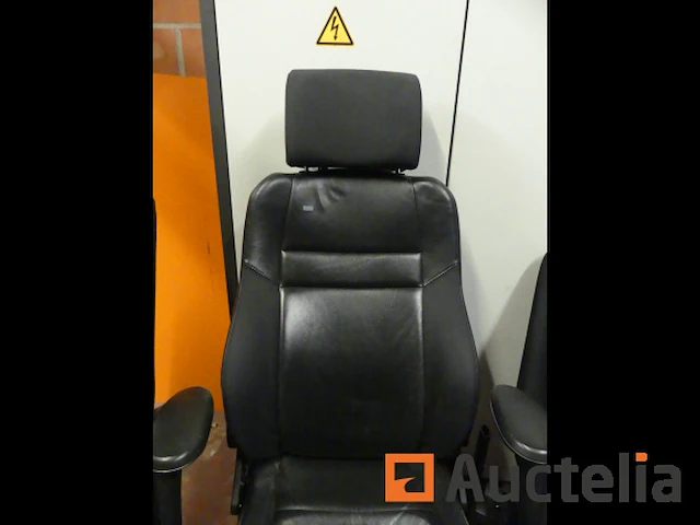 7 stoelen op wielen - afbeelding 6 van  26