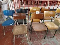 7 stoelen - afbeelding 1 van  3