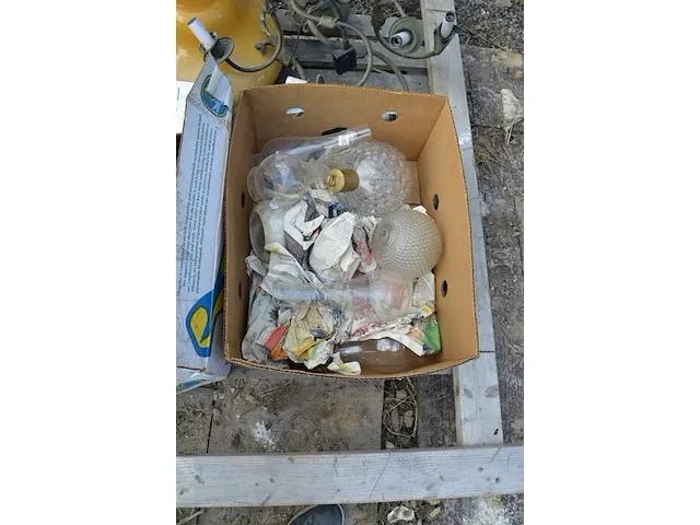 7 tapkranen, 9 olielampen, divers oud koper - afbeelding 6 van  9