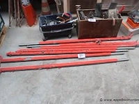 7 telescopische stangen voor bevestigingsrail - afbeelding 1 van  1