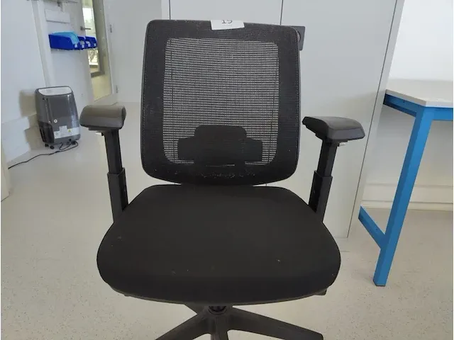 7 verrijdbare typistestoelen - afbeelding 4 van  5