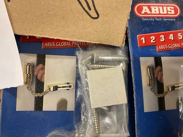 7 x afsluitbare deurketting - afbeelding 3 van  4