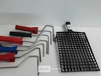 7 x beugel voor lakrol + 2 x afdruiprooster - afbeelding 3 van  3