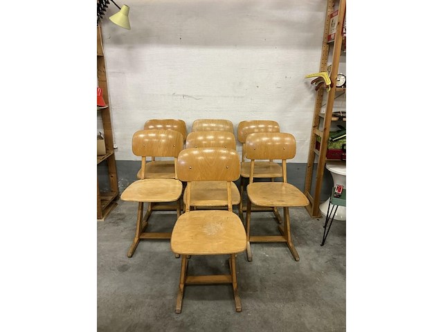 7 x blank houten stoelen - afbeelding 1 van  2