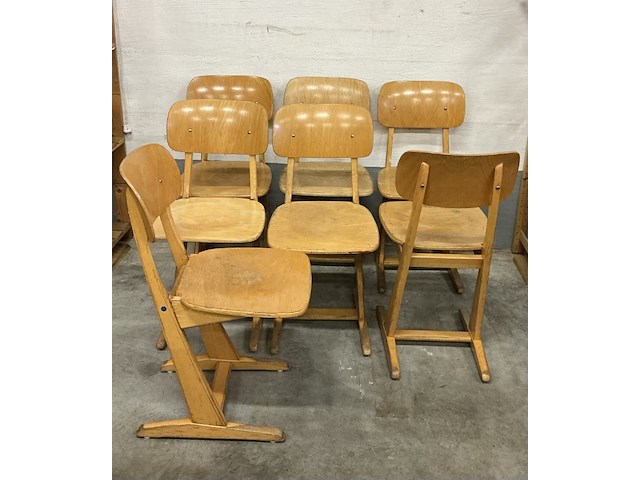 7 x blank houten stoelen - afbeelding 2 van  2