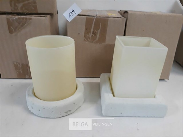 7 x kaarshouder voet uit gips + beschermglas - afbeelding 3 van  3