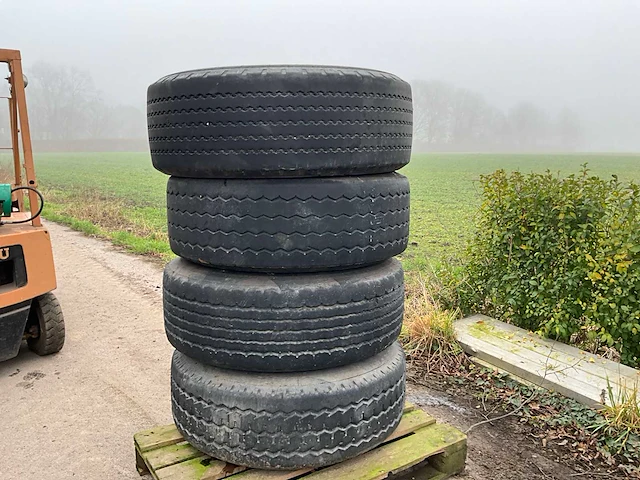 7 x trailerbanden - afbeelding 3 van  6
