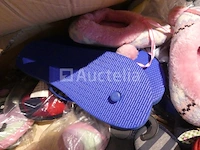 70 diverse veelkleurige pantoffels - afbeelding 4 van  7