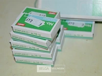 ±70 doosjes nietjes - afbeelding 3 van  3