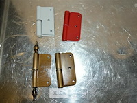 ±70 doosjes retro deurscharnieren div kleuren - afbeelding 2 van  4