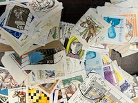 70 postzegels - afbeelding 3 van  5