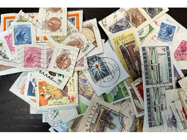 70 postzegels - afbeelding 4 van  5