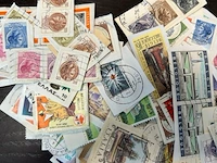 70 postzegels - afbeelding 4 van  5