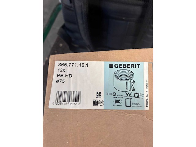 (+700st.) geberit grote partij onderdelen sanitair - afbeelding 6 van  7