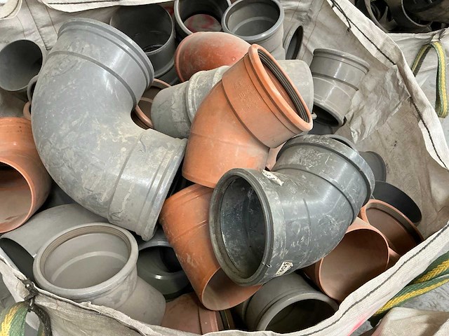 (+700st) ongebruikt lot pvc rioleringsbuizen & hulpstukken - afbeelding 14 van  15