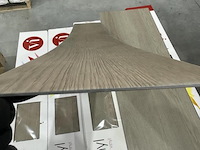 71,74 m² vinyl vloer 4mm - afbeelding 3 van  3