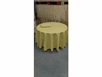 73x gold tafellinnen = 620m² - afbeelding 1 van  3