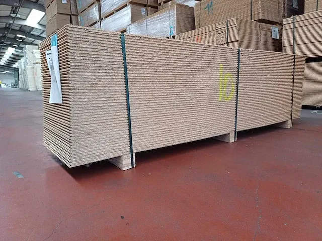 74 m2 osb platen dikte 15 mm - 2,50x0,63m - afbeelding 2 van  3