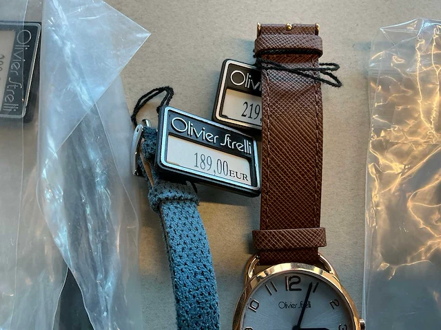 75 diverse horloges olivier strelli - afbeelding 6 van  17
