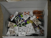 ±75 halloween attributen - afbeelding 1 van  9