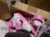 75 veelkleurige strandschoenen - afbeelding 9 van  9