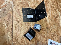 76 zwarte hoek verbinders - afbeelding 3 van  5