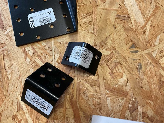 76 zwarte hoek verbinders - afbeelding 5 van  5