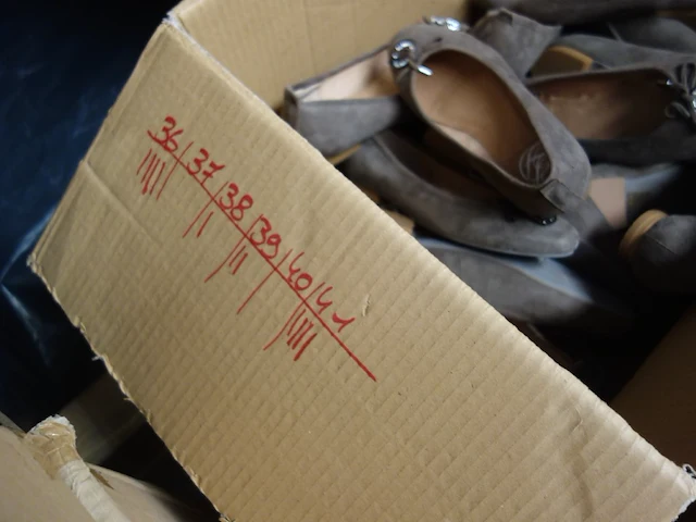 76x diverse schoenen - afbeelding 2 van  10