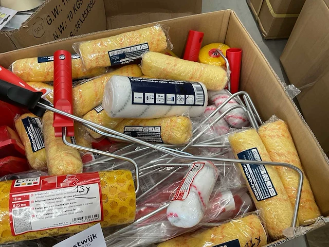 77 x schildersgereedschap - afbeelding 8 van  10