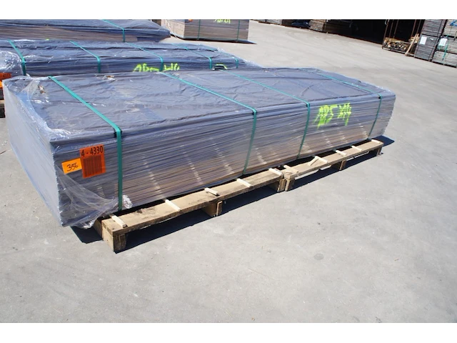 77,70 m² eiken planchetten 14mm - afbeelding 1 van  7