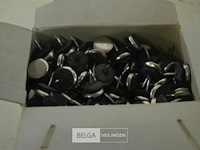 ±78 doosjes nagels voor stoelbekleding - afbeelding 3 van  3