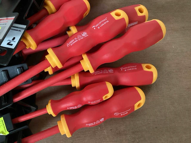 7industries mixkavel 1000v schroevendraaiers (47x) - afbeelding 2 van  3