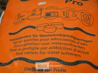 7x 25kg zouttabletten voor waterontharders - afbeelding 2 van  3
