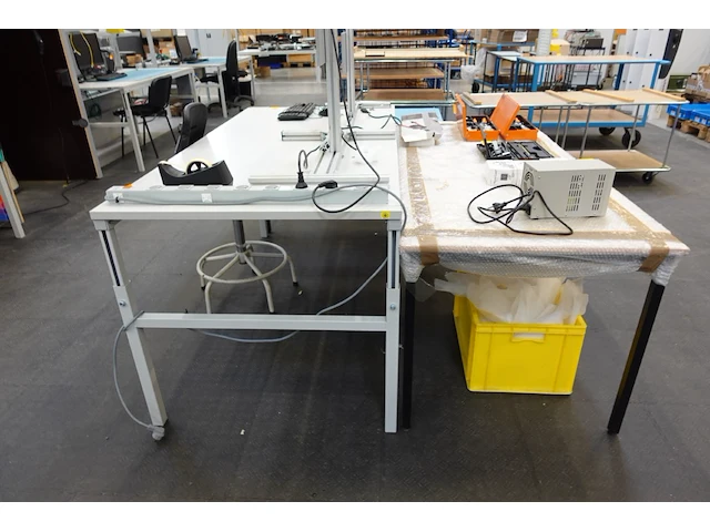 7x diverse tafels - afbeelding 2 van  7