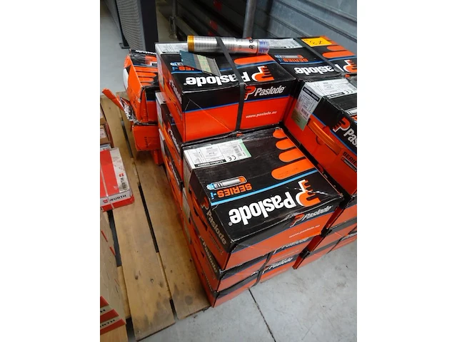 7x doos nagels paslode + rest - afbeelding 1 van  8