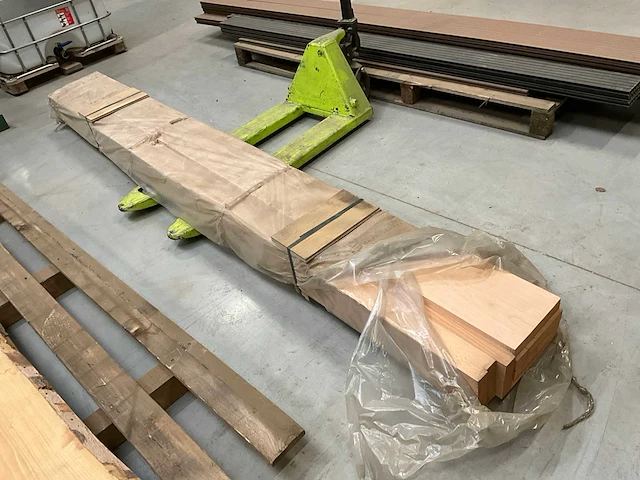 7x geschaafd roodbeukenhout 310cm - afbeelding 2 van  2