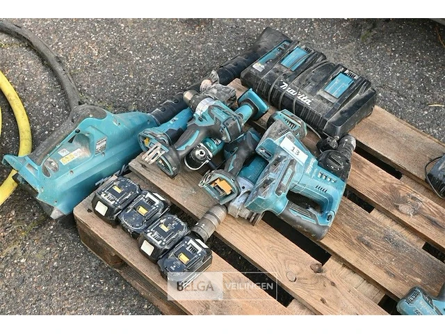 7x makita machines op batterij - afbeelding 1 van  2