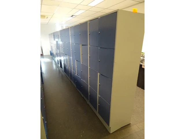 7x metalen locker - afbeelding 3 van  3