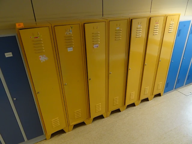 7x metalen locker - afbeelding 1 van  4