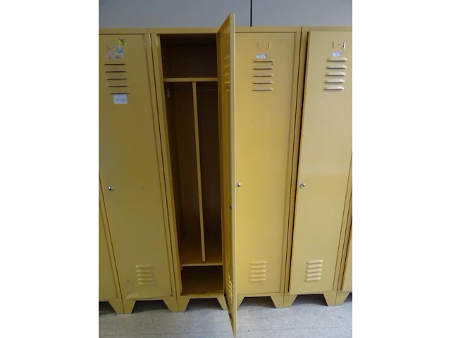 7x metalen locker - afbeelding 3 van  4