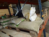 7x pallet bouw materialen - afbeelding 10 van  17