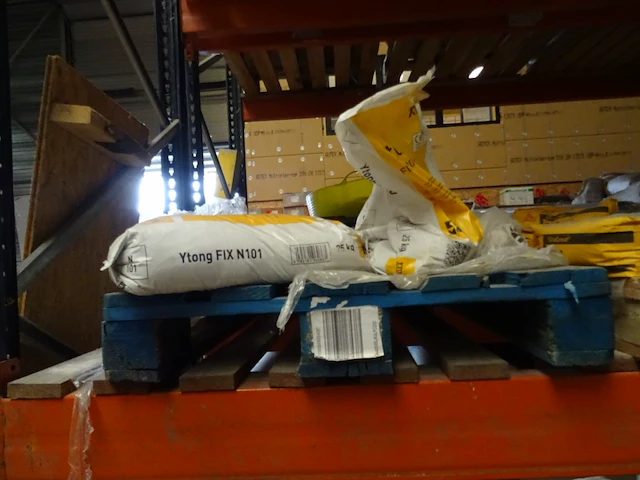 7x pallet bouw materialen - afbeelding 13 van  17