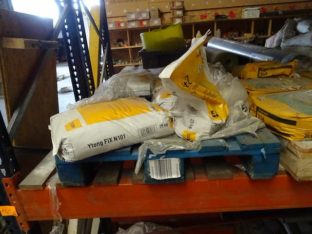 7x pallet bouw materialen - afbeelding 14 van  17