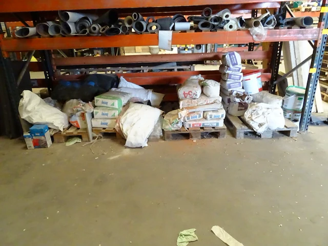 7x pallet bouw materialen - afbeelding 15 van  17