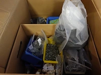 7x pallet diverse onderdelen laadpaalproductie - afbeelding 3 van  15