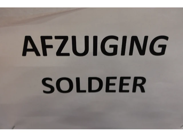 7x pallet diverse onderdelen laadpaalproductie - afbeelding 6 van  15