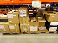 7x pallet toebehoren pcb laadpalen - afbeelding 1 van  19